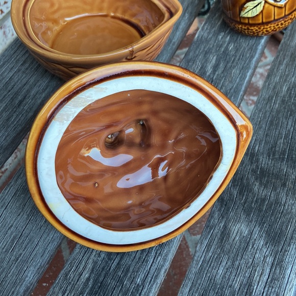 Vintage squirrel nut holder - Picture 5 of 5